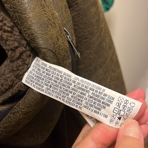 Faux shearling jacket - Picture 4 of 4